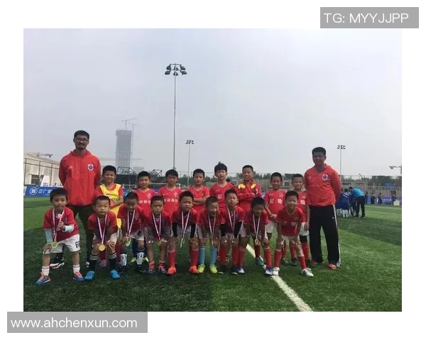 成都足球队荣登足球战术排行榜第五名展现实力与潜力 成都足球队荣登足球战术排行榜第五名展现实力与潜力