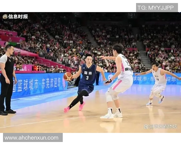 深圳篮球队篮球意识创新高引领联赛新潮流展现团队实力与战术智慧 深圳篮球队篮球意识创新高引领联赛新潮流展现团队实力与战术智慧